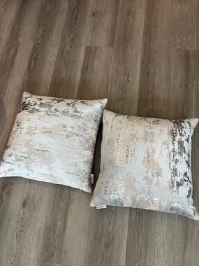 artis Metallic Silver and Taupe Abstract Accent Pillow Pair